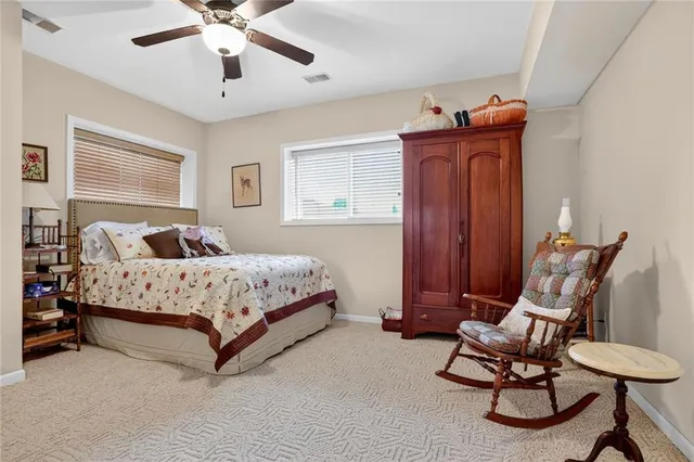 $535,000 | 917 Southwest Soldier Court, Lee's Summit, MO 64082