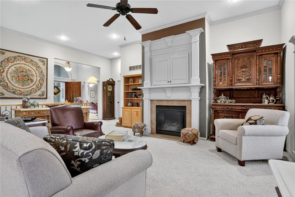 917 Southwest Soldier Court Lee's Summit, MO 64082 - Photo 6 of 27