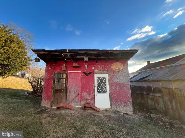 a front view of a house