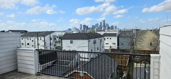 $2,900 | 712 Cage Street, Houston, TX 77020