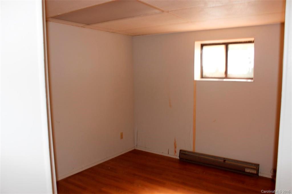 2004-2006 Brevard Road Hendersonville, NC 28791 - Photo 13 of 18