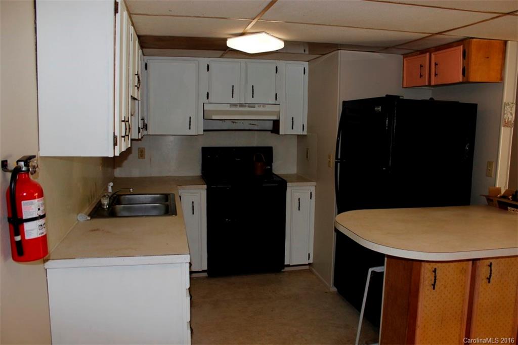 2004-2006 Brevard Road Hendersonville, NC 28791 - Photo 8 of 18