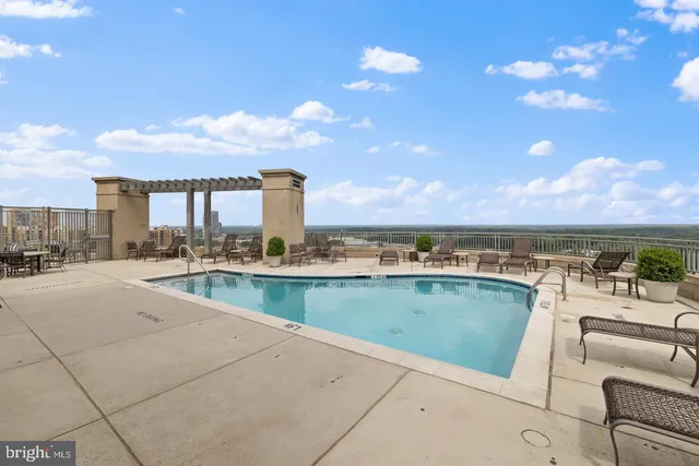 a view of entryway with livingroom and furniture