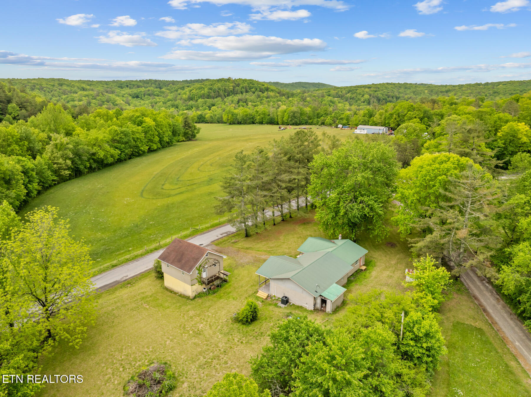 8466 Shut In Gap Road Spring City, TN 37381 - Photo 41 of 43 DJI_20260506095630_0322_D
