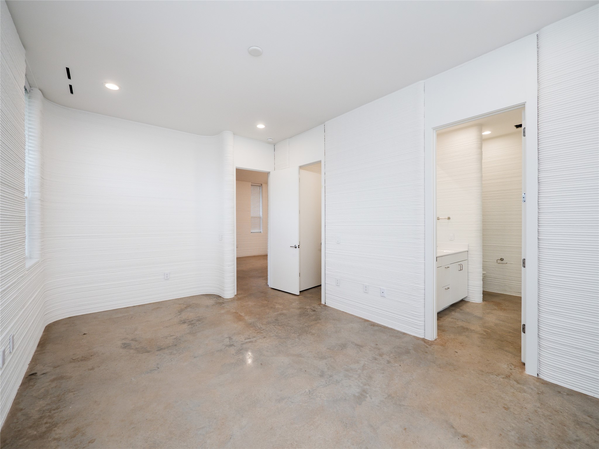 304 Painted Sunset Drive Georgetown, TX 78628 - Photo 16 of 38 a view of an empty room