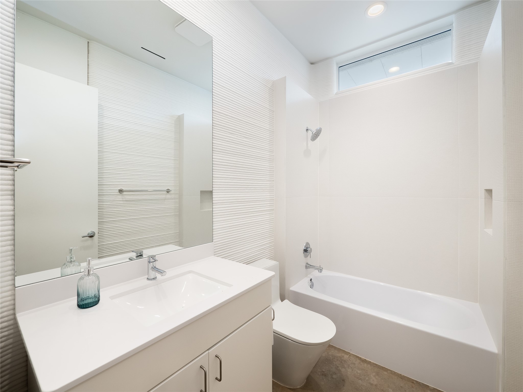 304 Painted Sunset Drive Georgetown, TX 78628 - Photo 25 of 38 a bathroom with a sink and a mirror