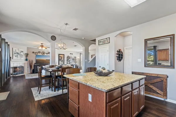 $2,250 | 1021 St Helena Drive, Leander, TX 78641