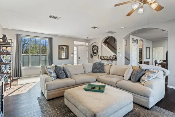 $2,250 | 1021 St Helena Drive, Leander, TX 78641