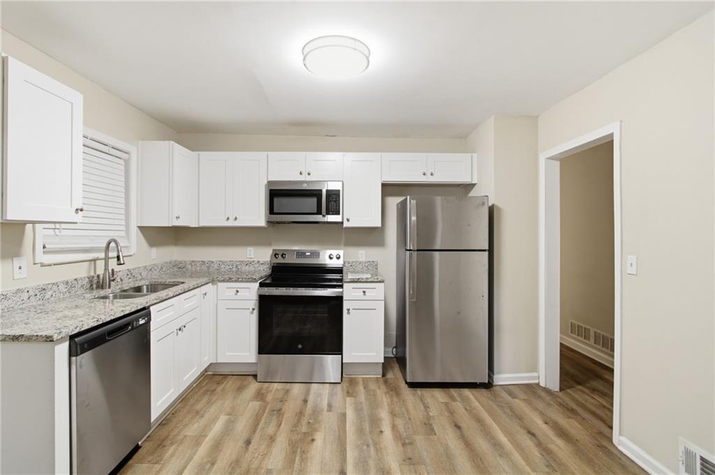 4436 Malibu Drive Decatur, GA 30035 - Photo 15 of 39