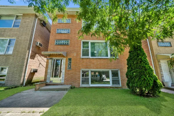 $350,000 | 1917 High Street, Blue Island, IL 60406