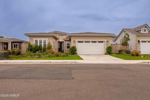 $829,000 | 751 Skyview Lane, Santa Maria, CA 93455