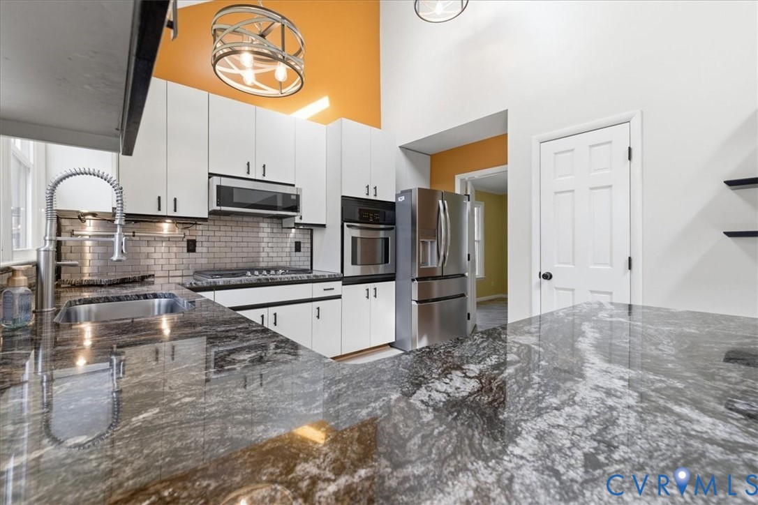 3520 Mill Road Hopewell, VA 23860 - Photo 16 of 51 view of kitchen from breakfast bar