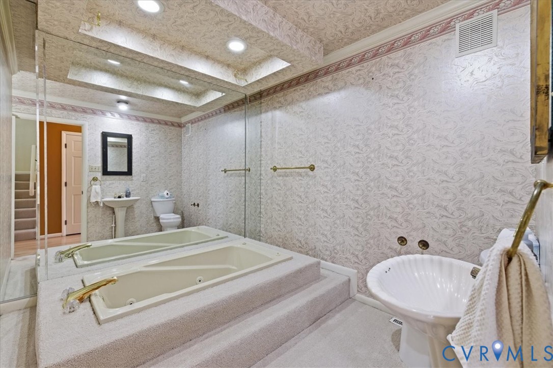 3520 Mill Road Hopewell, VA 23860 - Photo 19 of 51 full bath on 1st floor for spare bedroom and guest