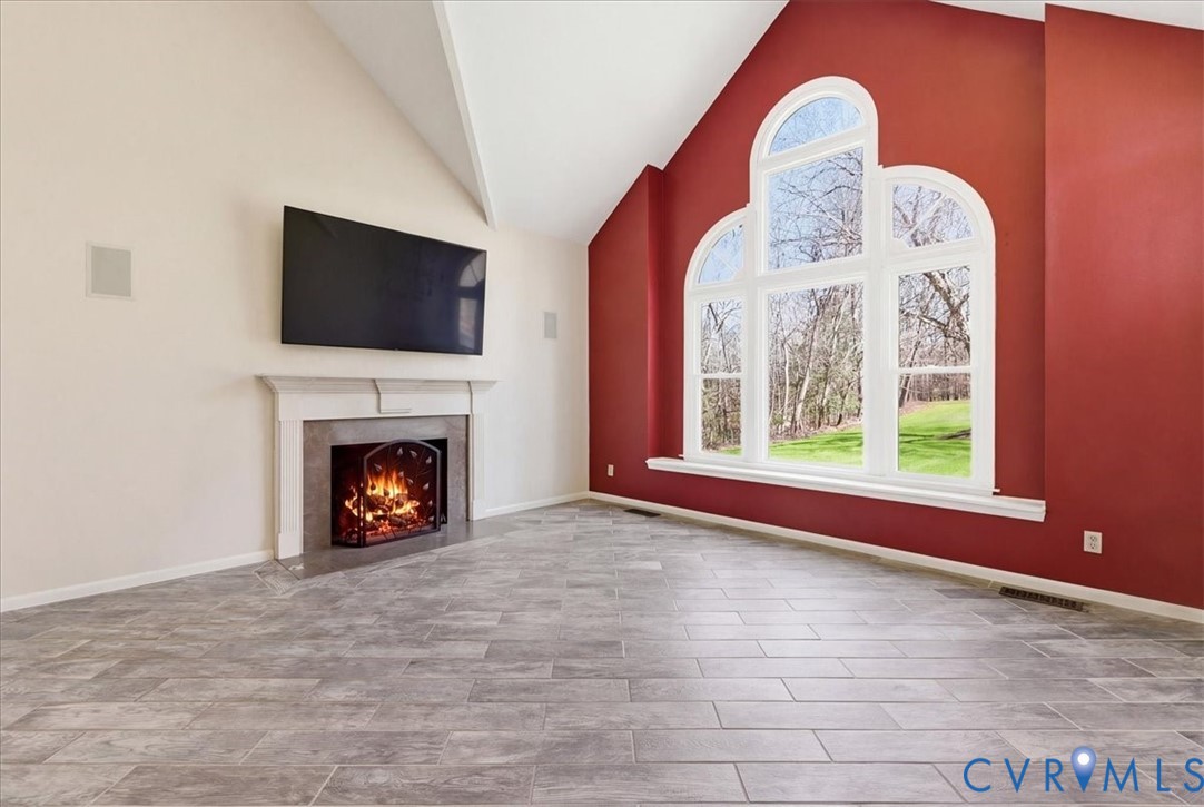 3520 Mill Road Hopewell, VA 23860 - Photo 8 of 51 ceramic tile floor, vaulted ceiling living room