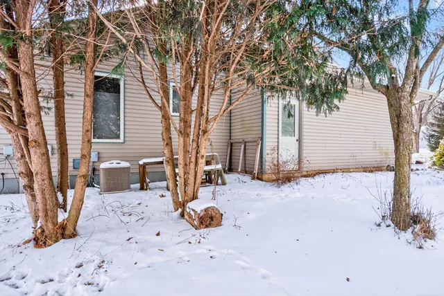 $384,900 | N5842 Lakeview Drive, Green Lake, WI 54941