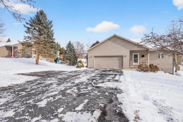 $384,900 | N5842 Lakeview Drive, Green Lake, WI 54941