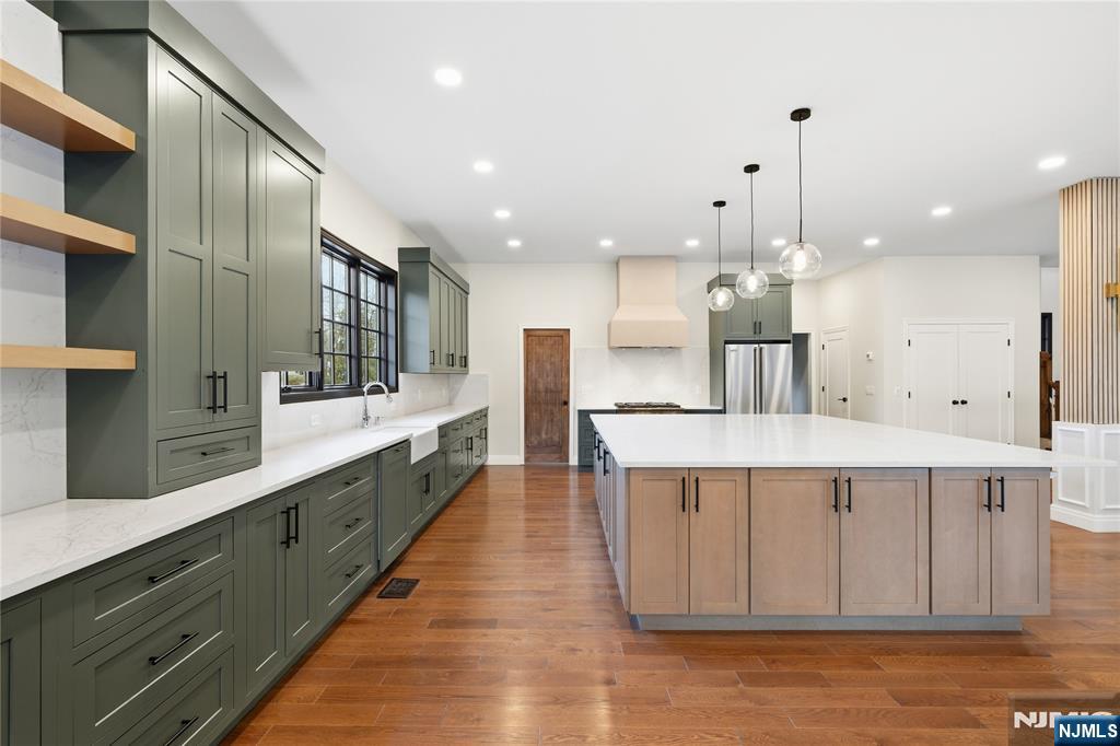 803 Marshall Road River Vale, NJ 07675 - Photo 12 of 44