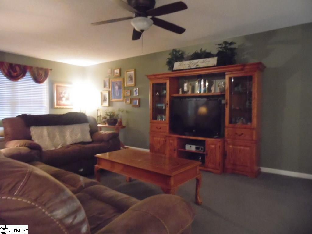 1083 Alexander Road Taylors, SC 29687 - Photo 10 of 29 Gallery Image 10