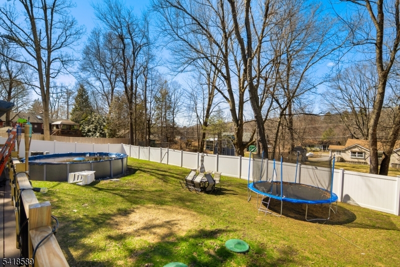 208 Annisquam Road Vernon, NJ 07422 - Photo 18 of 37