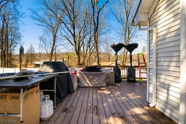 $459,000 | 208 Annisquam Road, Vernon, NJ 07422