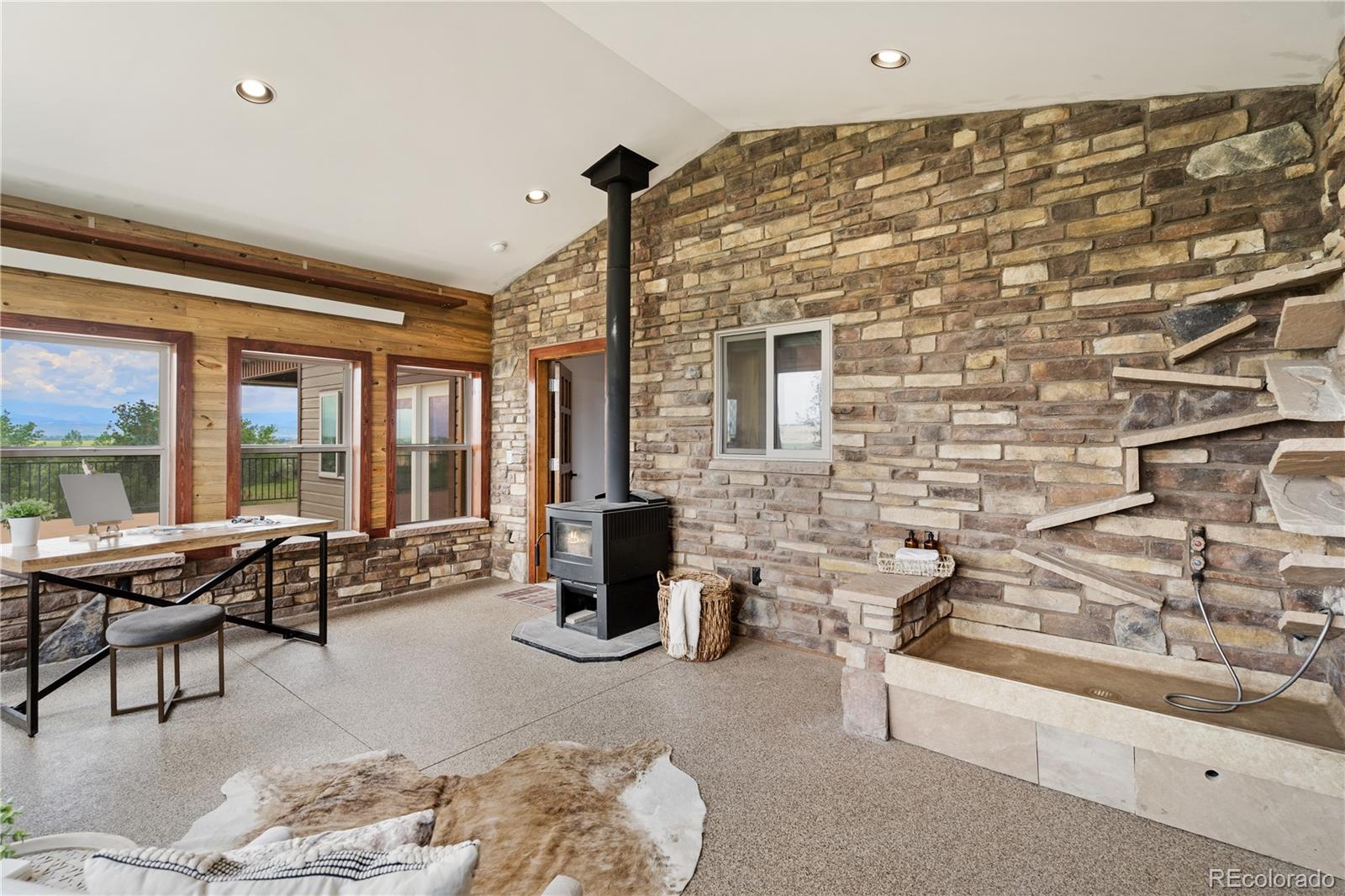 17622 County Road 1 Berthoud, CO 80513 - Photo 20 of 37 a living room with furniture