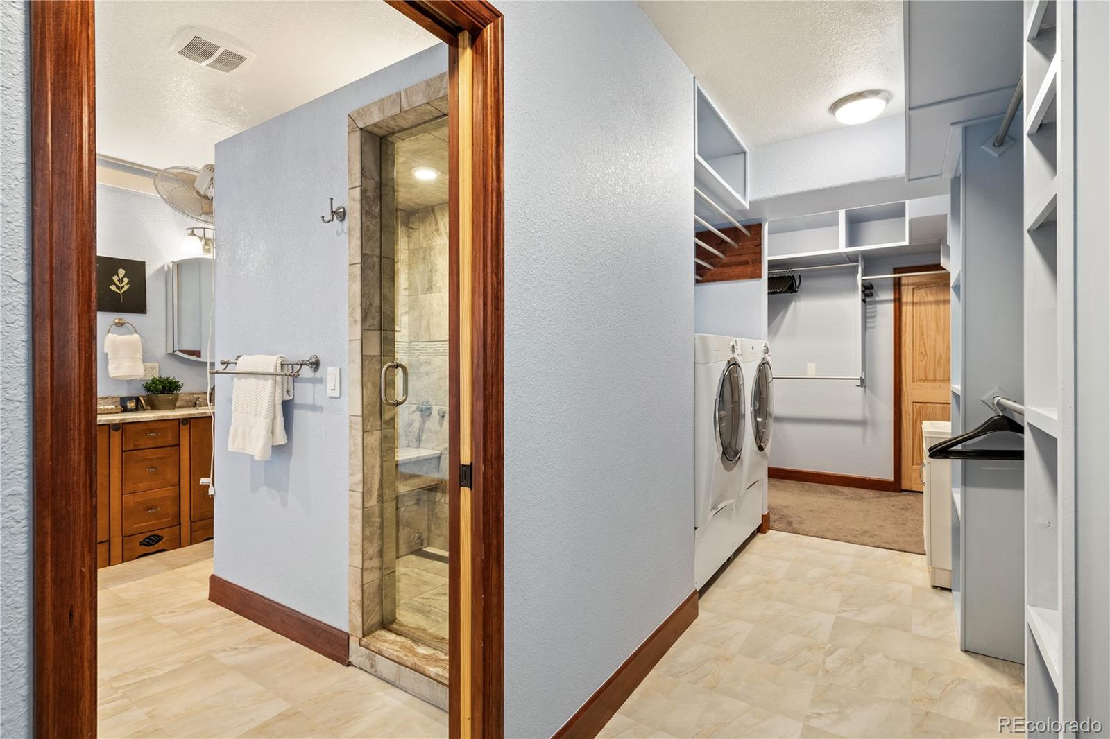 17622 County Road 1 Berthoud, CO 80513 - Photo 28 of 37 a view of a kitchen from the hallway