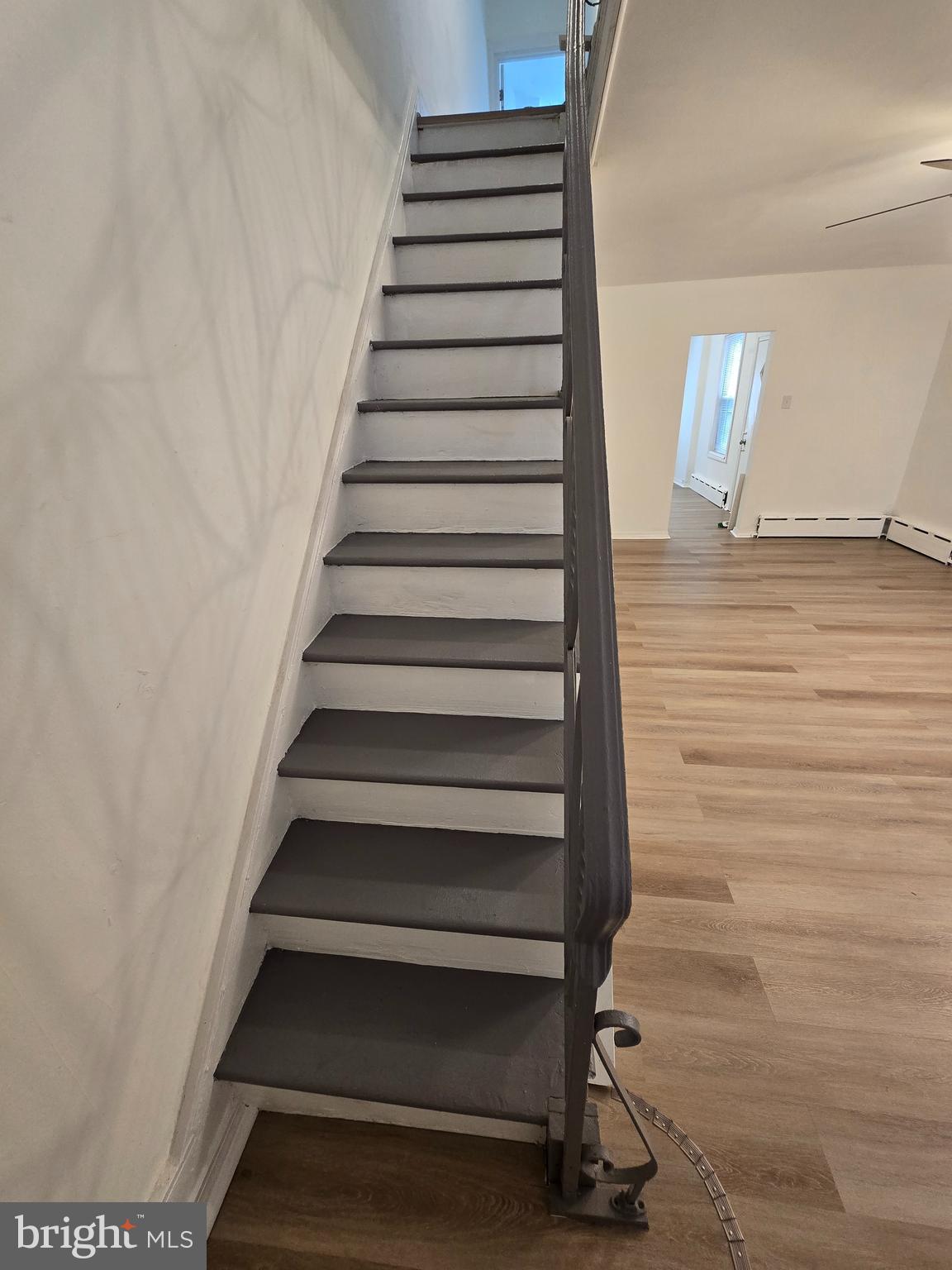 854 Bridge Street Philadelphia, PA 19124 - Photo 4 of 23