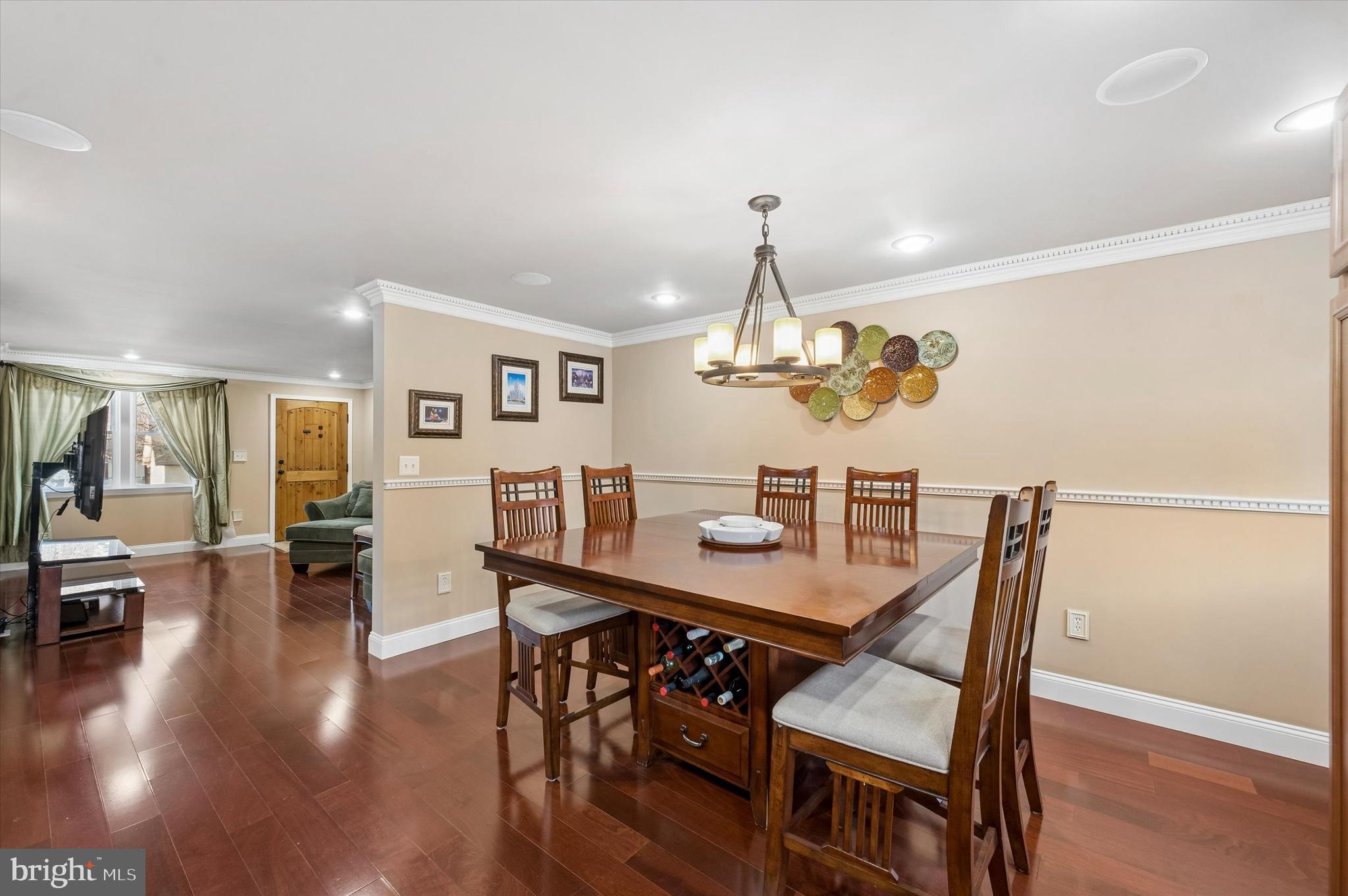 412 Rively Avenue Glenolden, PA 19036 - Photo 9 of 26