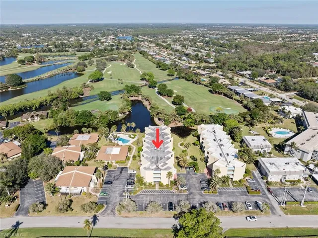 $215,000 | 955 Palm View Drive, Unit B307, Naples, FL 34110