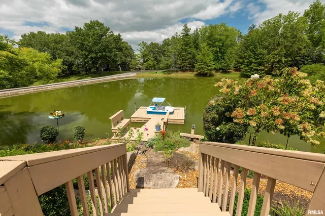 $518,900 | 173 Lake Indian Hills Circle, Carbondale, IL 62902