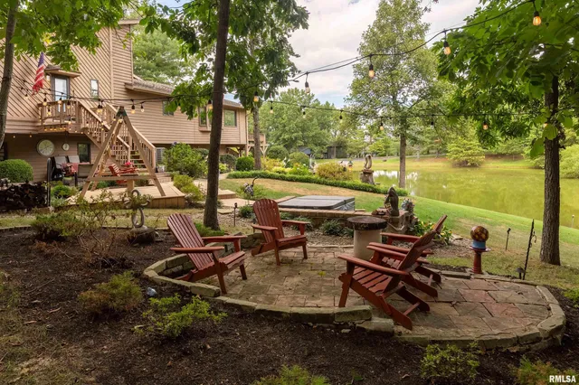 $518,900 | 173 Lake Indian Hills Circle, Carbondale, IL 62902