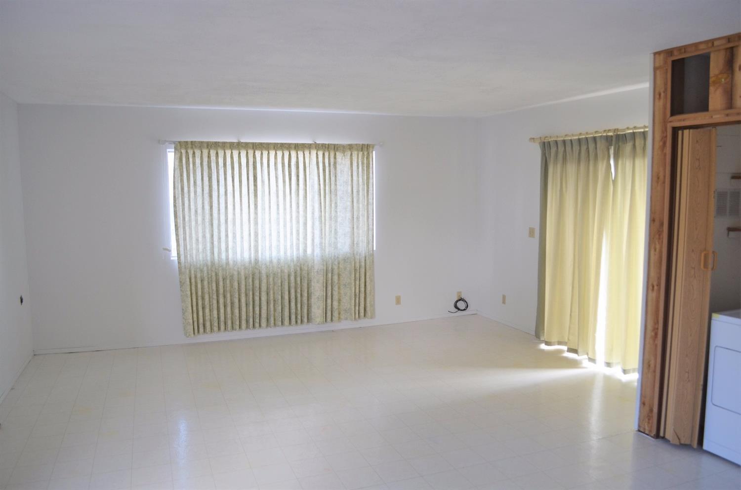 425 West Spring Lane Lemoore, CA 93245 - Photo 20 of 25 Additional Photo
