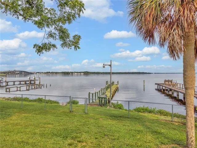 $629,000 | 115 Sunset Point Road, East Palatka, FL 32131