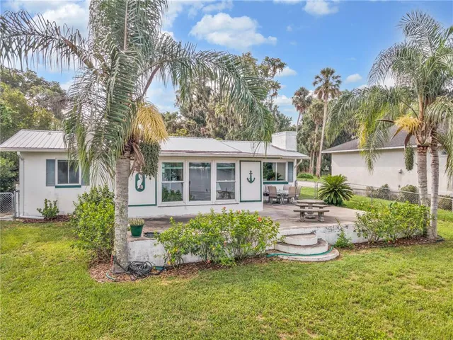 $629,000 | 115 Sunset Point Road, East Palatka, FL 32131