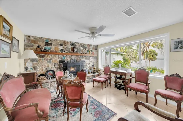 $629,000 | 115 Sunset Point Road, East Palatka, FL 32131