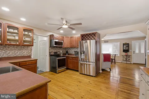 $720,000 | 1746 Underwood Road, Crofton, MD 21114