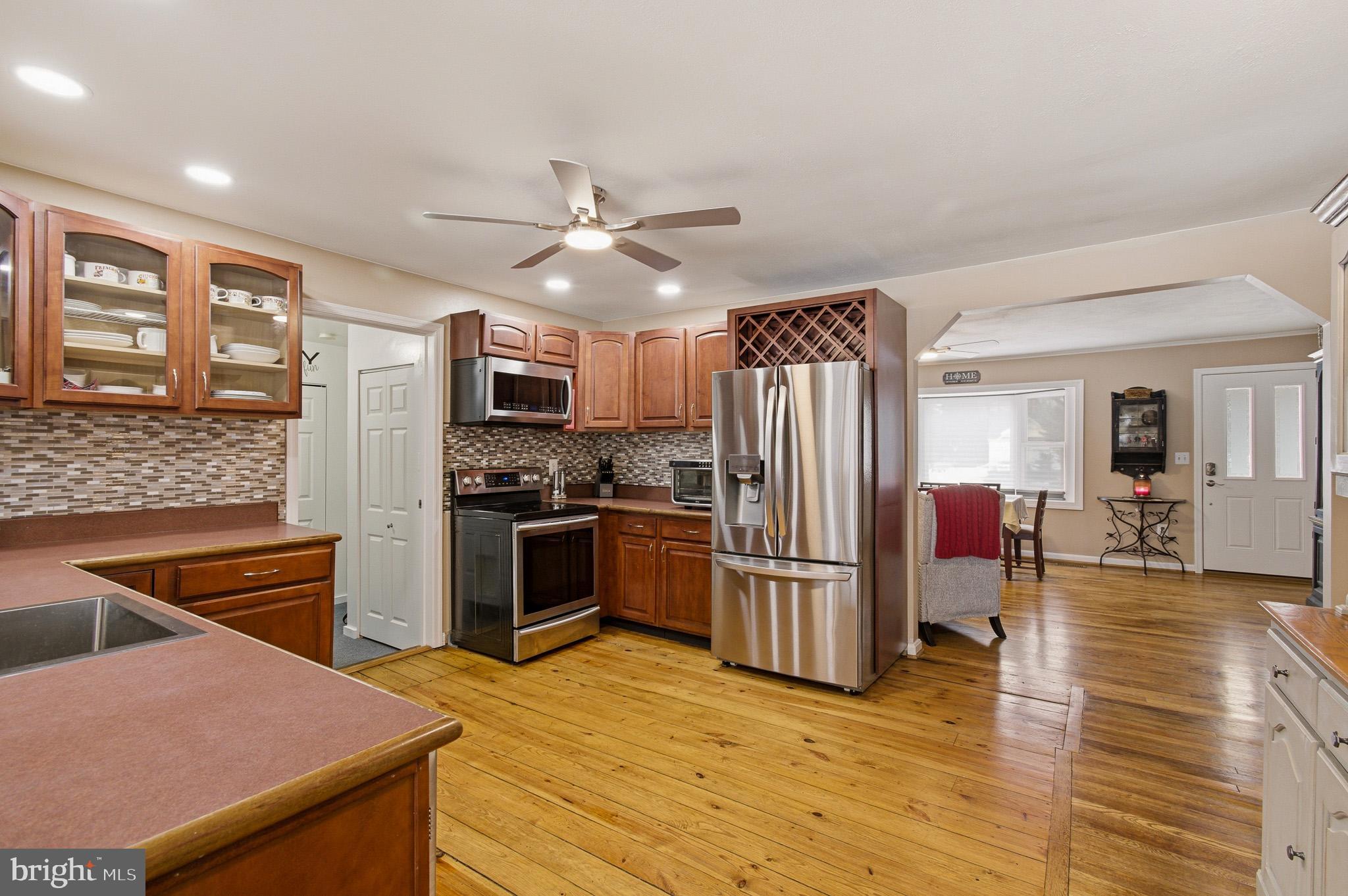 1746 Underwood Road Crofton, MD 21114 - Photo 12 of 56 Kitchen