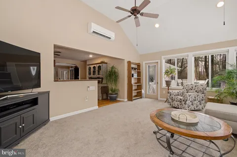 $720,000 | 1746 Underwood Road, Crofton, MD 21114