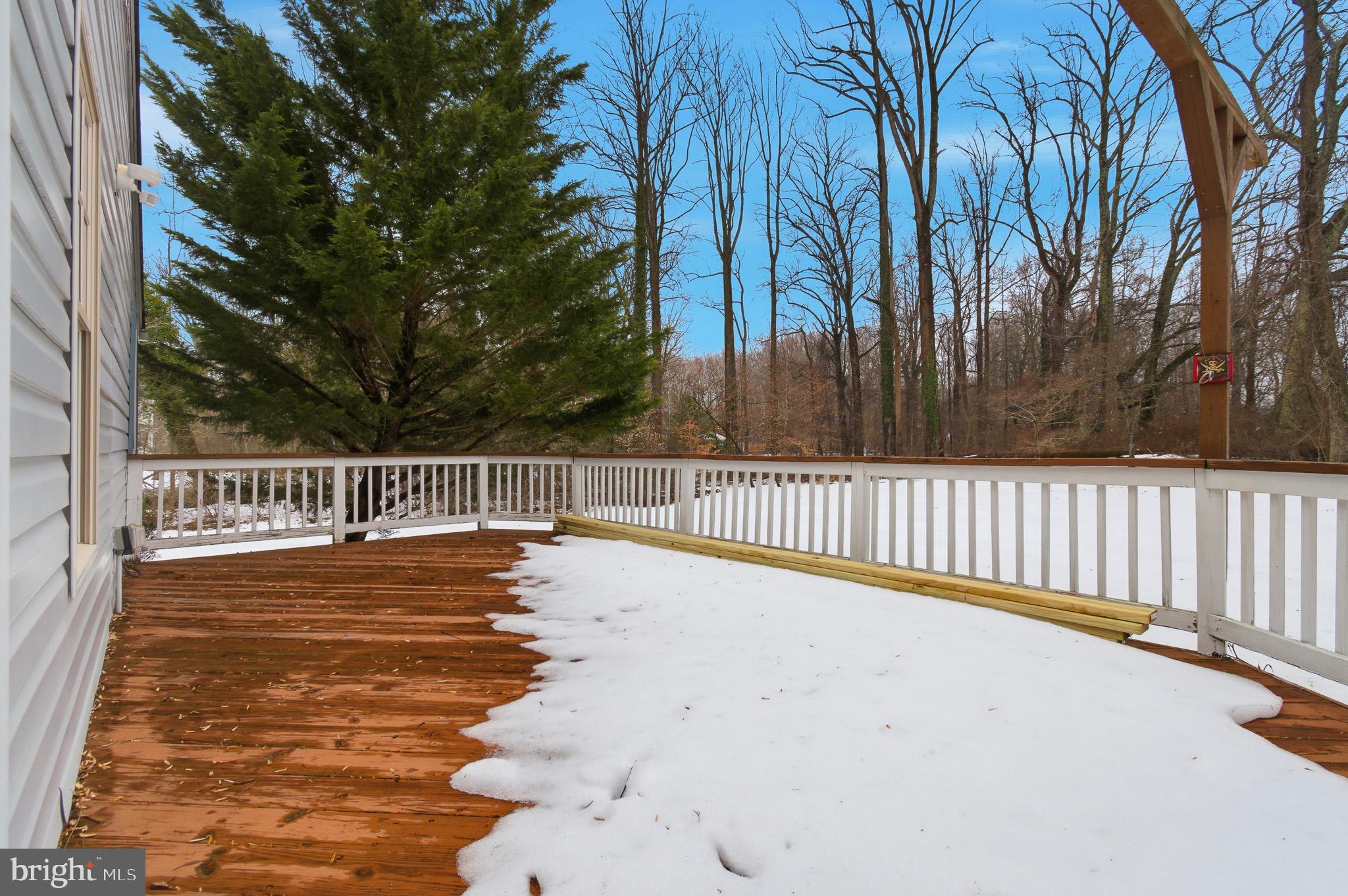 1746 Underwood Road Crofton, MD 21114 - Photo 42 of 56 Back Deck