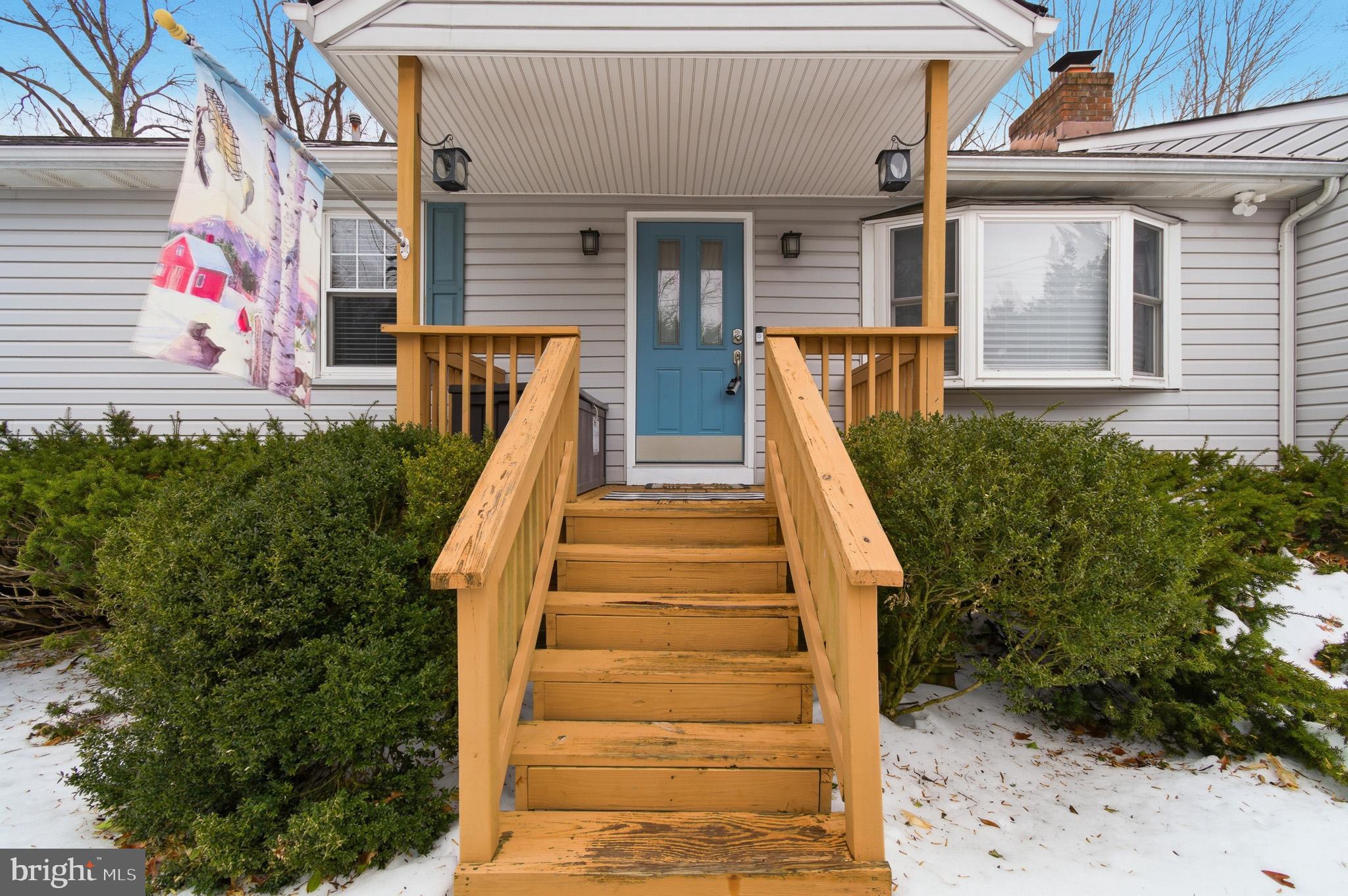 1746 Underwood Road Crofton, MD 21114 - Photo 6 of 56 CoveredFront Porch