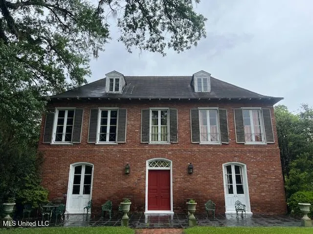 $399,000 | 112 Dana Road, Natchez, MS 39120