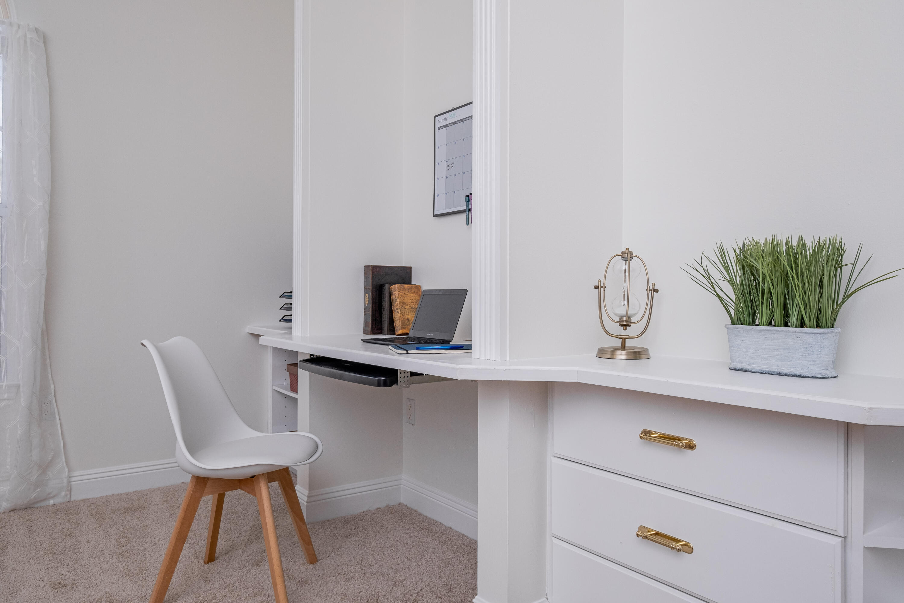 38 Kristin Cove Destin, FL 32541 - Photo 14 of 57 a dining room with table chairs and wooden floor