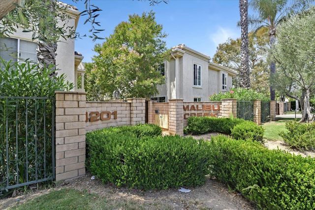 $3,000 | 4201 Las Virgenes Road, Unit 211, Calabasas, CA 91302