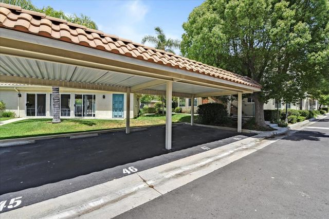 $3,000 | 4201 Las Virgenes Road, Unit 211, Calabasas, CA 91302