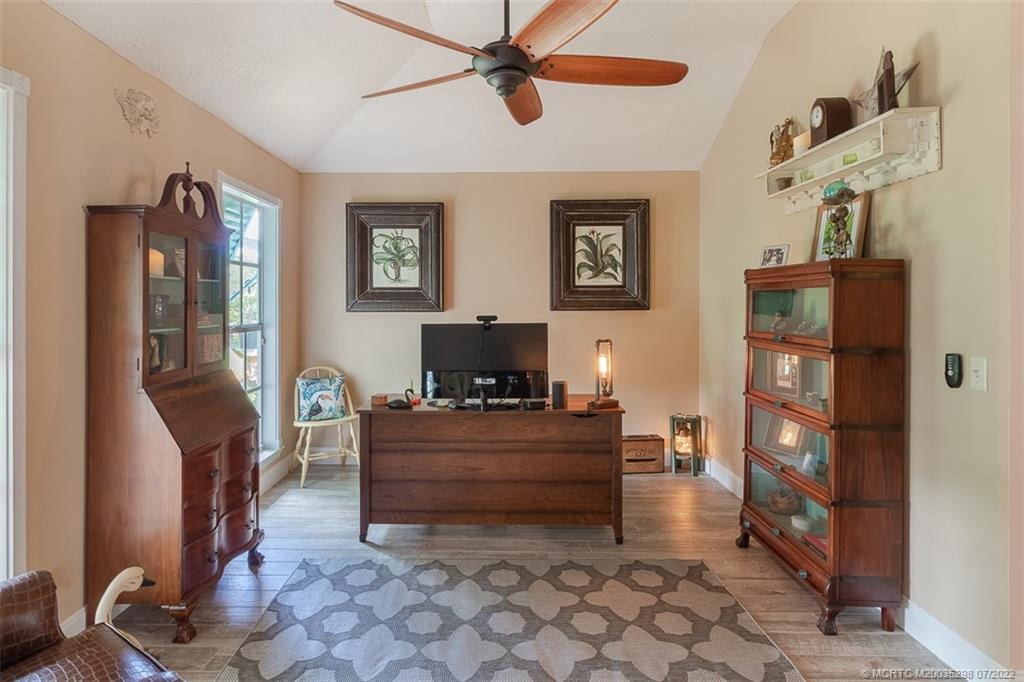 5371 Southeast Sterling Circle Stuart, FL 34997 - Photo 11 of 77