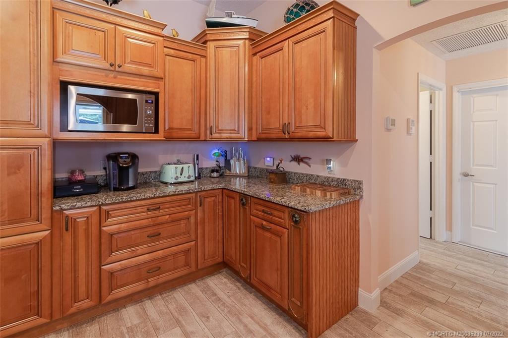 5371 Southeast Sterling Circle Stuart, FL 34997 - Photo 37 of 77