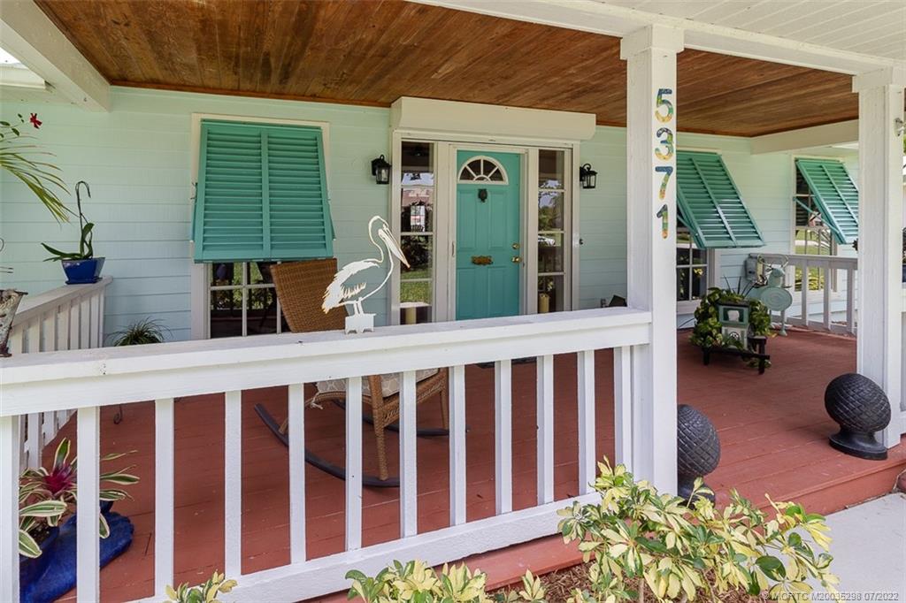 5371 Southeast Sterling Circle Stuart, FL 34997 - Photo 8 of 77