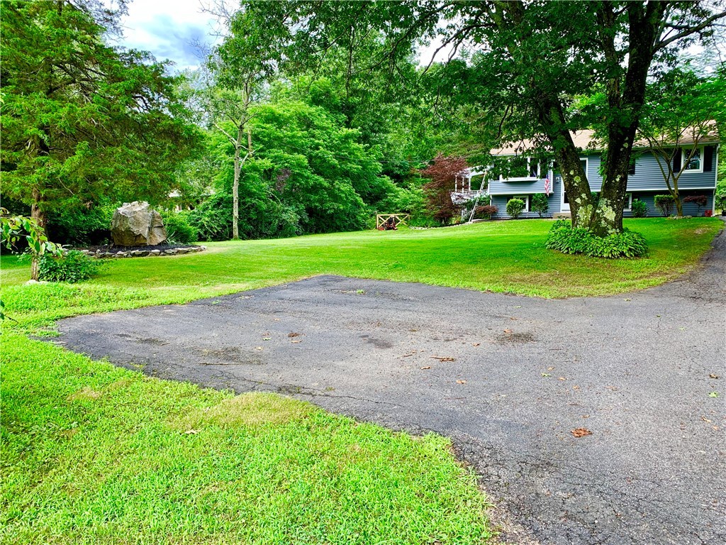 31 West Shannock Road Richmond, RI 02875 - Photo 3 of 32 Gallery Image 3