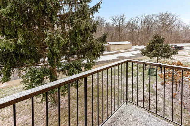 $94,900 | 38250 Fairway Court, Unit 69B, Clinton Township, MI 48038