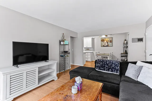 $94,900 | 38250 Fairway Court, Unit 69B, Clinton Township, MI 48038